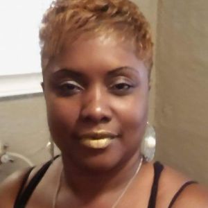 Meet your Posher, Phyllis